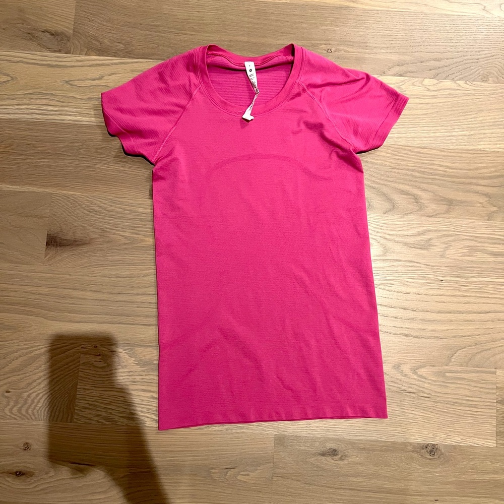Miami pink lululemon swiftly tech brand new RARE